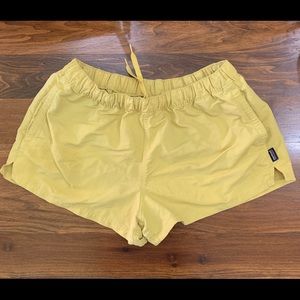 Patagonia Barely Baggies size medium M